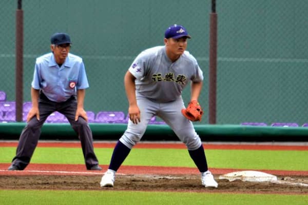 佐々木麟太郎のポジション(守備)は一塁!プロでは厳しい5つの理由!