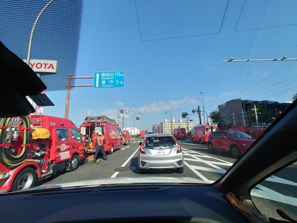 【事故】大阪府豊中市神州町神崎川での飛び込み事件!新三国橋はパトカー・消防車で大渋滞!