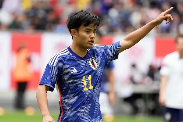 久保建英の身長(173cm)は実際に低いのか?