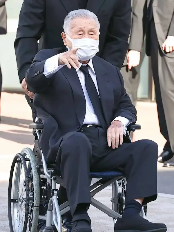 森喜朗はいつから老人ホームへ?