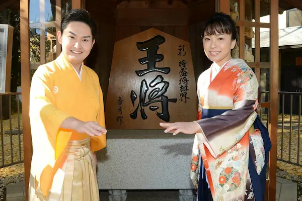 姉弟子の演歌歌手・杜このみさんと彩青さん
